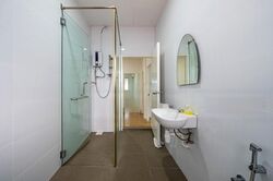 Sennett Estate (D13), Terrace #454361251